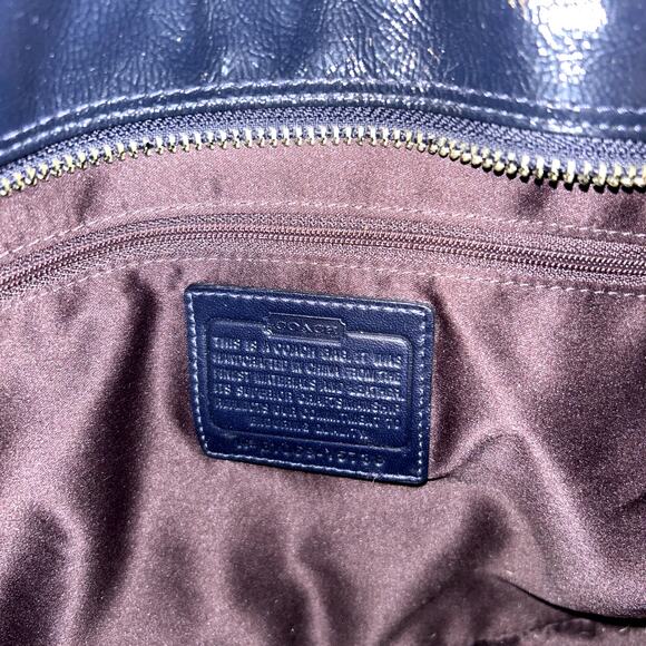 Coach Carryall Madison Handbag Navy Patent Leather Silver Logo - Picture 6 of 9